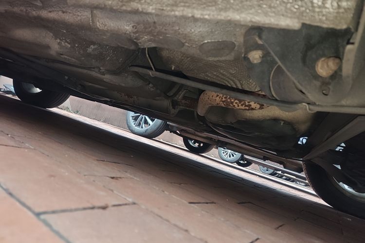 大众 朗逸 2011款 1.6L 自动品雅版局部细节9003