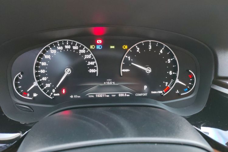 宝马5系 2018款 528Li 上市特别版中控内饰14