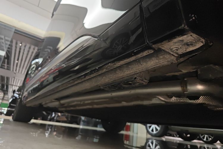 腾势D9 2024款 DM-i 1050 尊享型机舱底盘29