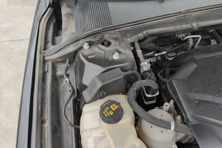 林肯大陆 2018款 2.0T 两驱尊雅版局部细节9003