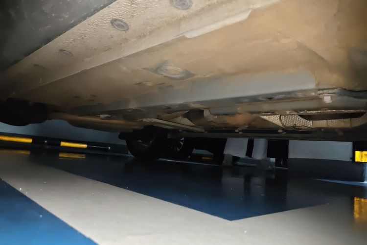 丰田 卡罗拉锐放 2023款 2.0L 先锋版局部细节9001