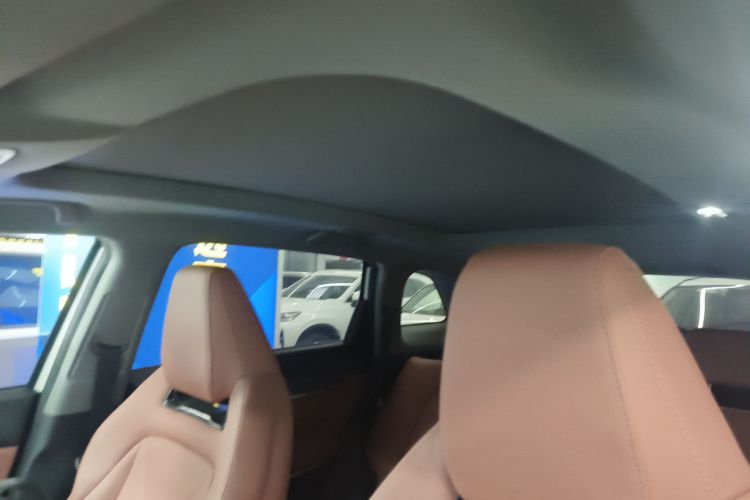 长安CS75 PLUS 2023款 第三代 1.5T 自动尊贵型中控内饰22