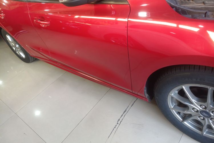 福特 福克斯 2020款 两厢 1.5L 自动锋跃型局部细节9001