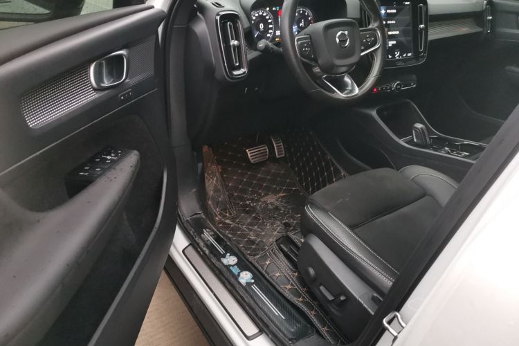 沃尔沃XC40 2021款 T4 四驱智远运动版中控内饰7003