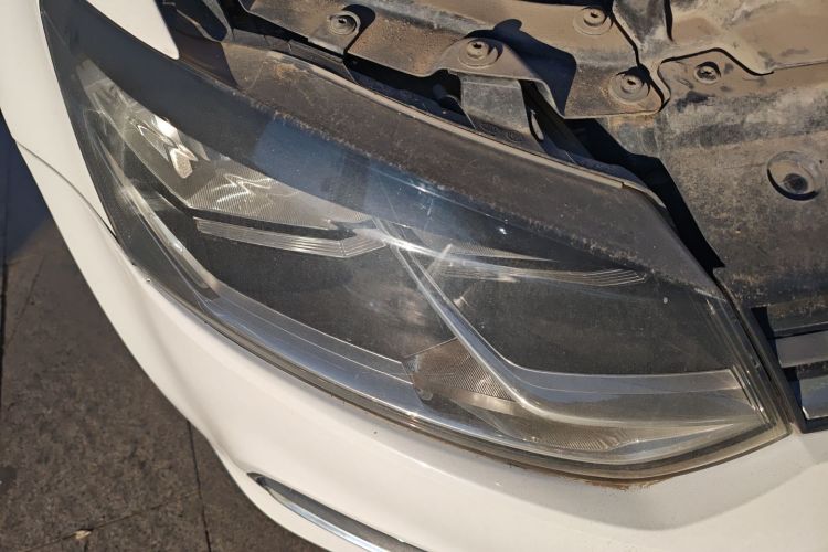 大众 Polo 2014款 1.6L 手动舒适版车身外观8