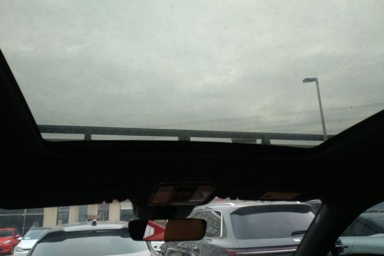 理想汽车 理想ONE 2020款 增程6座版中控内饰22