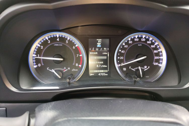 丰田 汉兰达 2015款 2.0T 四驱至尊版 7座中控内饰14
