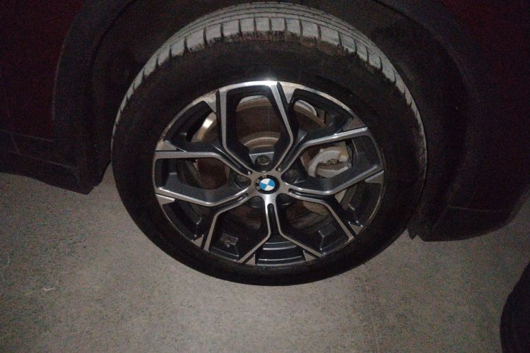 宝马X1 2021款 sDrive25Li 领先型车身外观6007