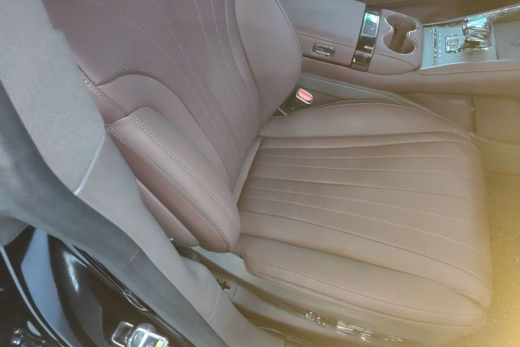 腾势Z9GT 2024款 1100四驱Max版局部细节41