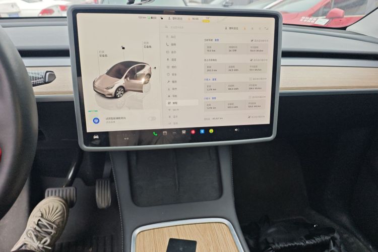 特斯拉 Model Y 2022款 改款 后轮驱动版中控内饰16