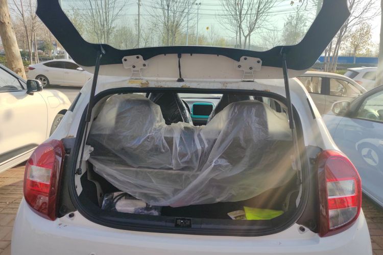 江铃集团新能源 易至EV2 2026款 PLUS+ 舒适型机舱底盘23