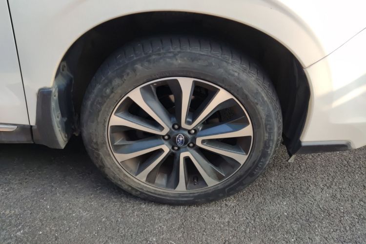 斯巴鲁 森林人 2018款 2.5i 尊贵导航版EyeSight车身外观10