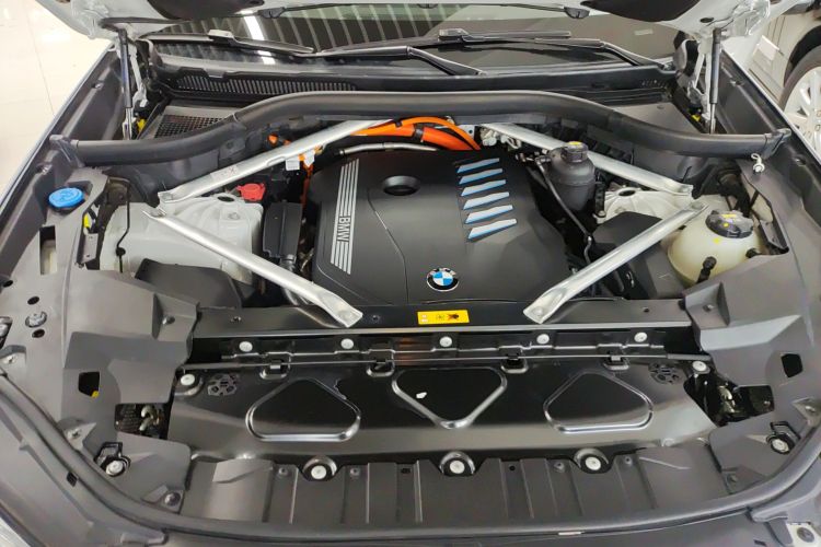 宝马X5新能源(进口) 2021款 xDrive45e M运动套装机舱底盘24