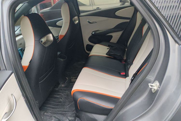 比亚迪 海豚 2021款 405km 时尚版中控内饰21