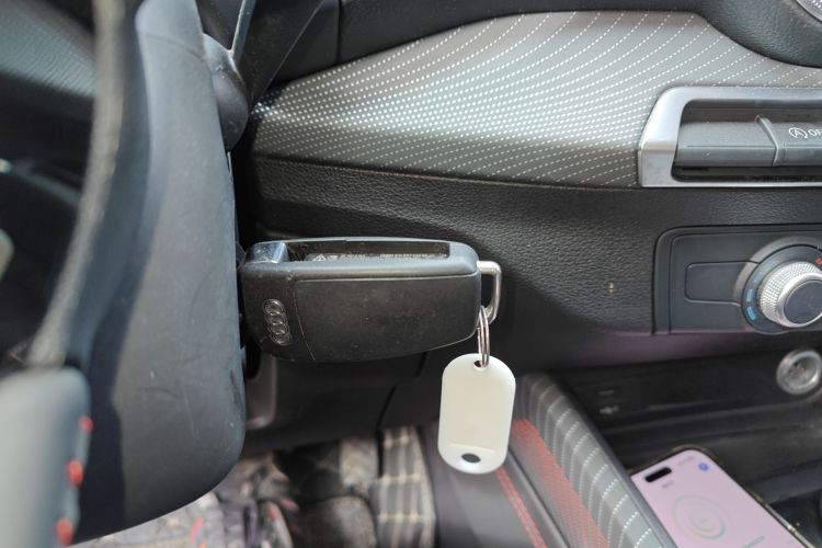 奥迪Q2L 2022款 35 TFSI 进取动感型中控内饰7001