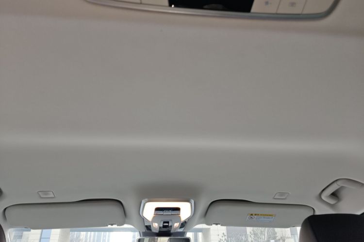 红旗HQ9 PHEV 2024款 2.0T 四驱商务版局部细节22