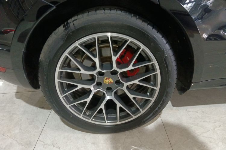 保时捷 2017款 Macan GTS 3.0T车身外观6008