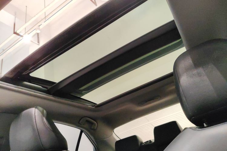 丰田 凯美瑞 2019款 2.5G 豪华版 国VI中控内饰22