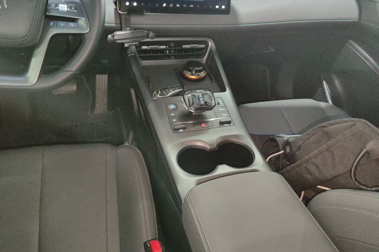 比亚迪 秦PLUS 2025款 EV 智驾版 510KM领先型中控内饰18