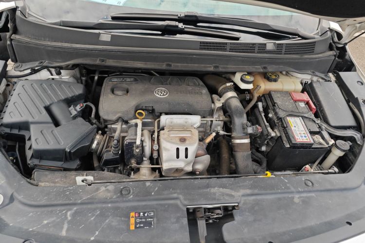 别克GL6 2018款 18T 5座精英型机舱底盘24