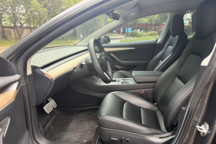 特斯拉 Model 3 2021款 改款二 Performance高性能全轮驱动版局部细节19