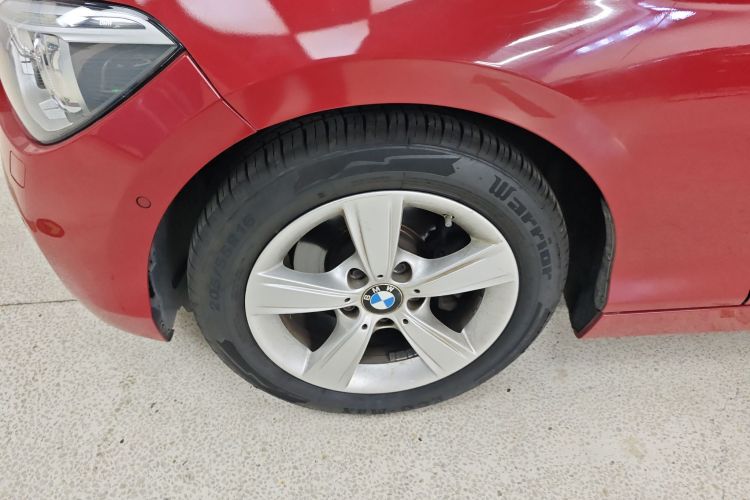 宝马1系(进口) 2013款 改款 118i 运动型车身外观6007