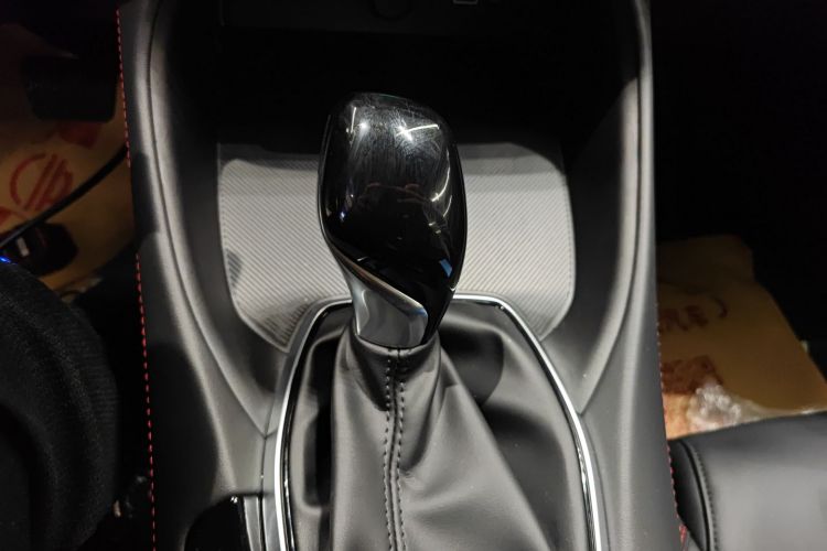 名爵 MG5 2025款 180DVVT 全球豪华版中控内饰18