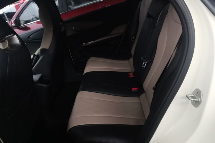 比亚迪 海豚 2023款 420km 时尚版中控内饰21