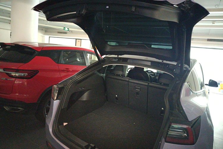 特斯拉 Model Y 2024款 后轮驱动版局部细节23