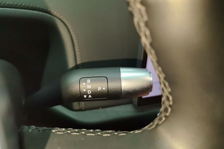 理想汽车 理想L8 2023款 Pro中控内饰18