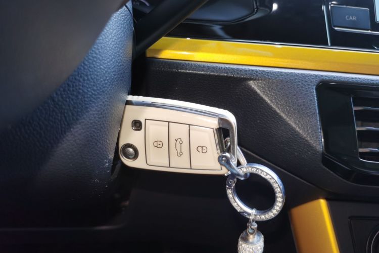 大众 Polo 2019款 Plus 1.5L 自动炫彩科技版中控内饰11