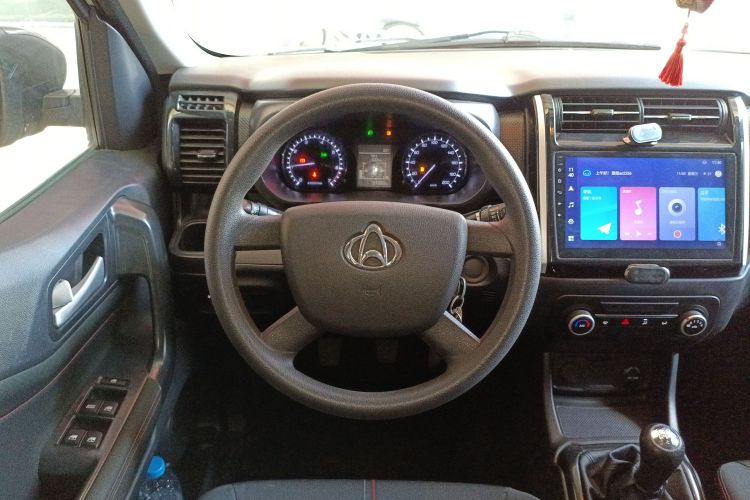 长安欧尚X70A 2020款 1.5L 手动基本型中控内饰13