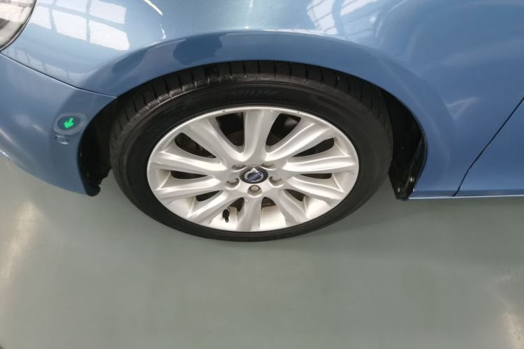 沃尔沃V40 2015款 1.6T 智雅版车身外观6003