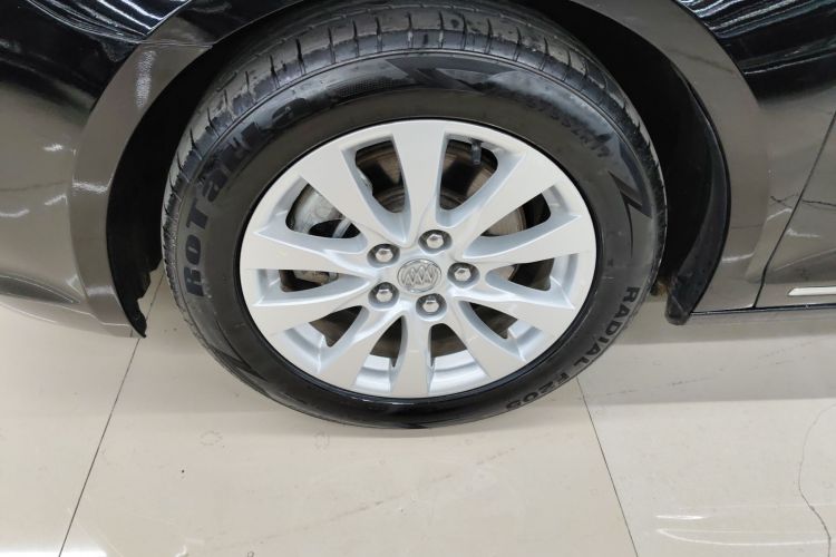 别克 君越 2013款 2.4L SIDI精英舒适型车身外观6002