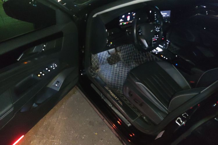 大众 帕萨特 2022款 330TSI 精英版中控内饰7003