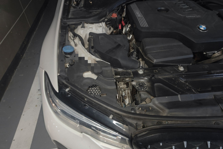 宝马3系 2021款 改款 325Li M运动套装局部细节9005