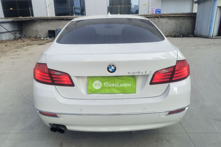 宝马5系 2014款 525Li 豪华设计套装车身外观6