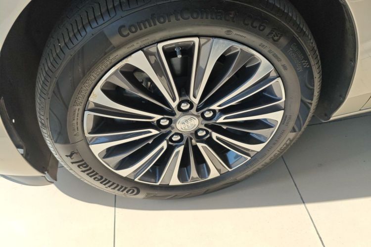 别克GL8 2020款 ES陆尊 653T 豪华型车身外观6007