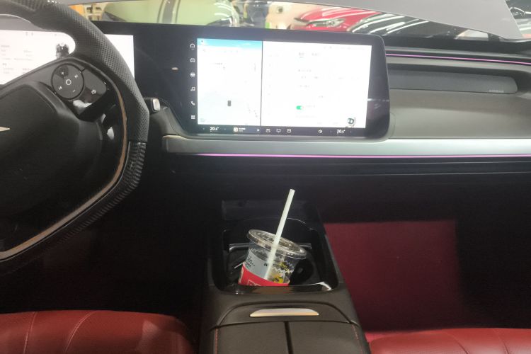 小鹏P7 2020款 670N中控内饰16