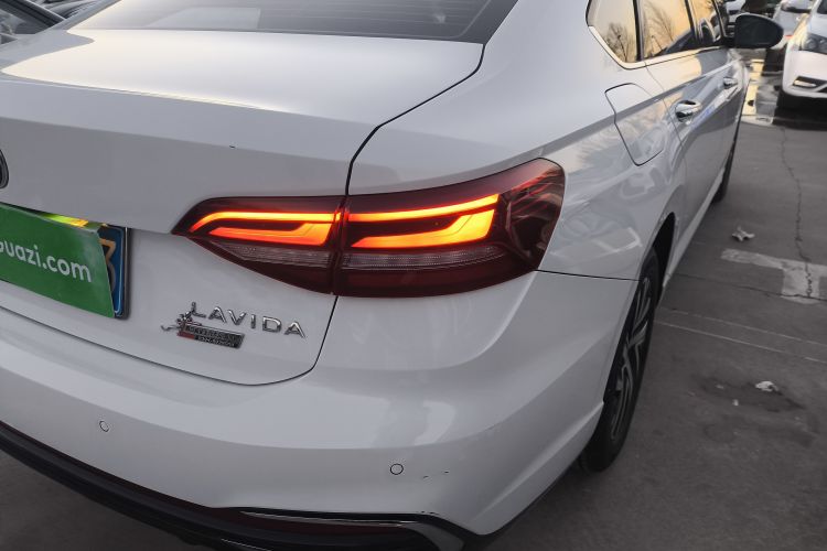 大众 朗逸 2023款 改款 1.5L 自动星空五百万版车身外观6006