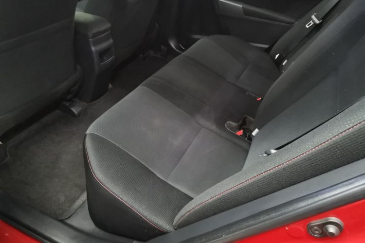 丰田 卡罗拉 2018款 1.2T S-CVT GL智享版中控内饰21