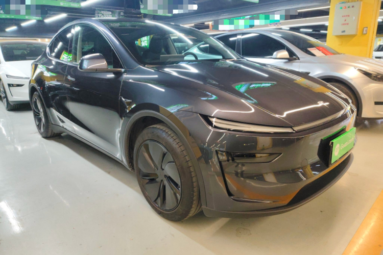 特斯拉 Model Y 2025款 后轮驱动版车身外观6002