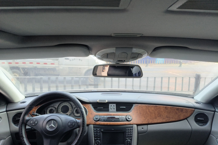 奔驰CLS 2009款 CLS 300中控内饰22