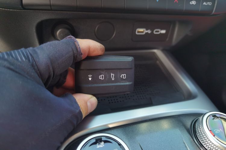 坦克300 2024款 2.0T 挑战者中控内饰7001