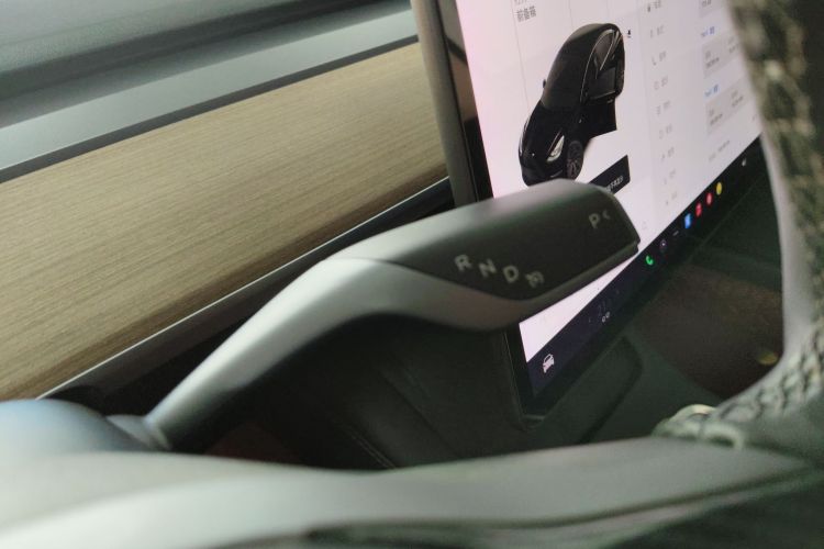 特斯拉 Model 3 2021款 改款 标准续航后驱升级版 3D1中控内饰18