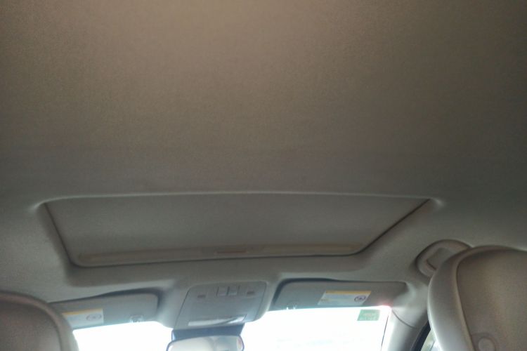 别克 君威 2014款 2.0L 精英时尚型局部细节22