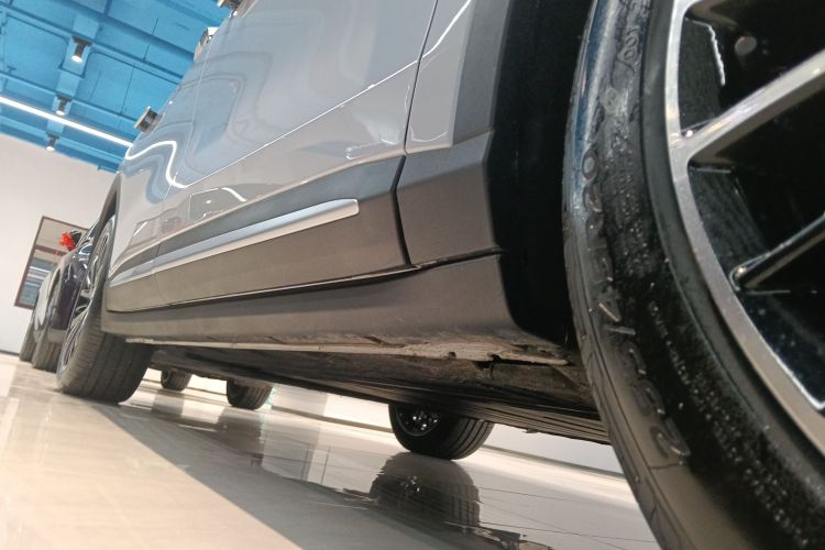 零跑汽车 零跑C11 2026款 增程 300激光雷达智尊版局部细节9001