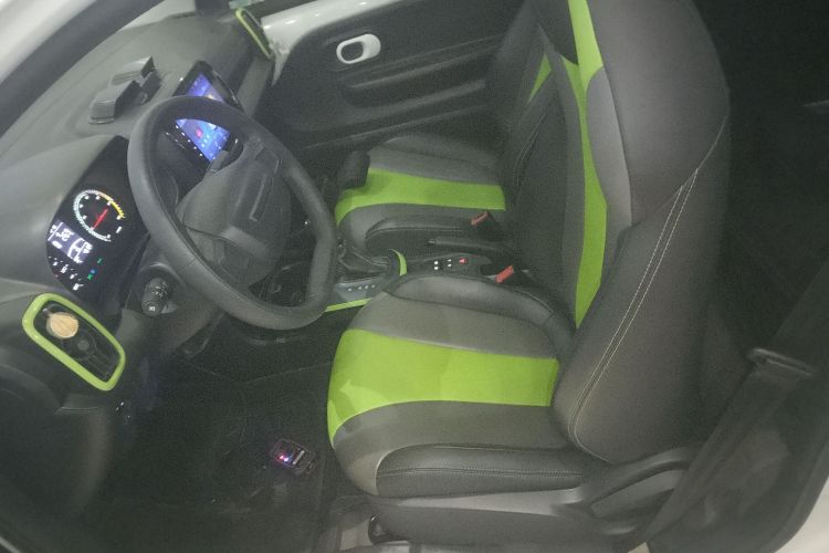 荣威 科莱威CLEVER 2021款 302km卓越版中控内饰19