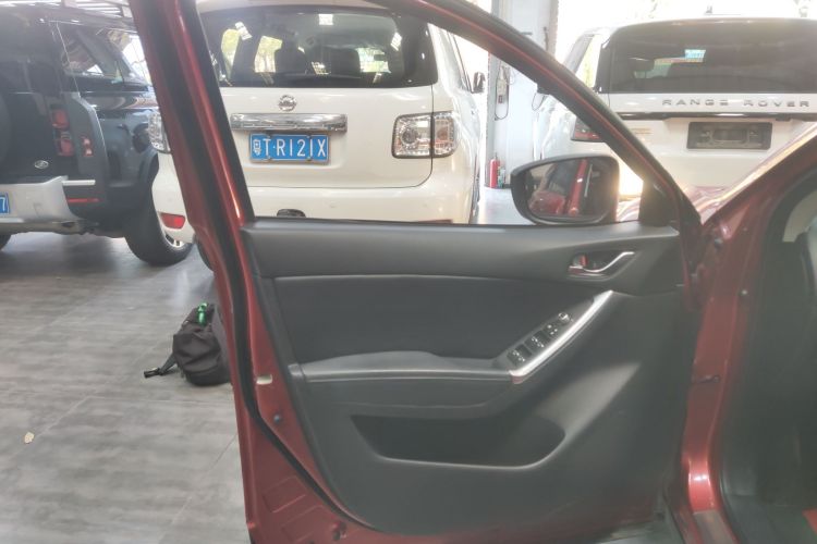 马自达CX-5 2015款 2.0L 自动两驱都市型中控内饰7007