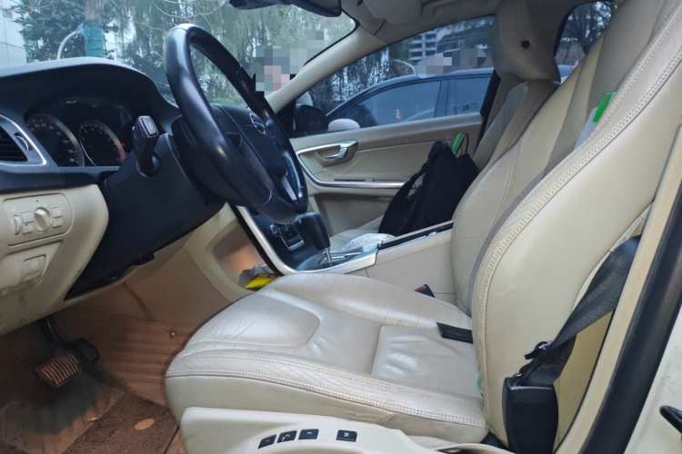 沃尔沃S60(进口) 2012款 1.6T DRIVe 舒适版局部细节19